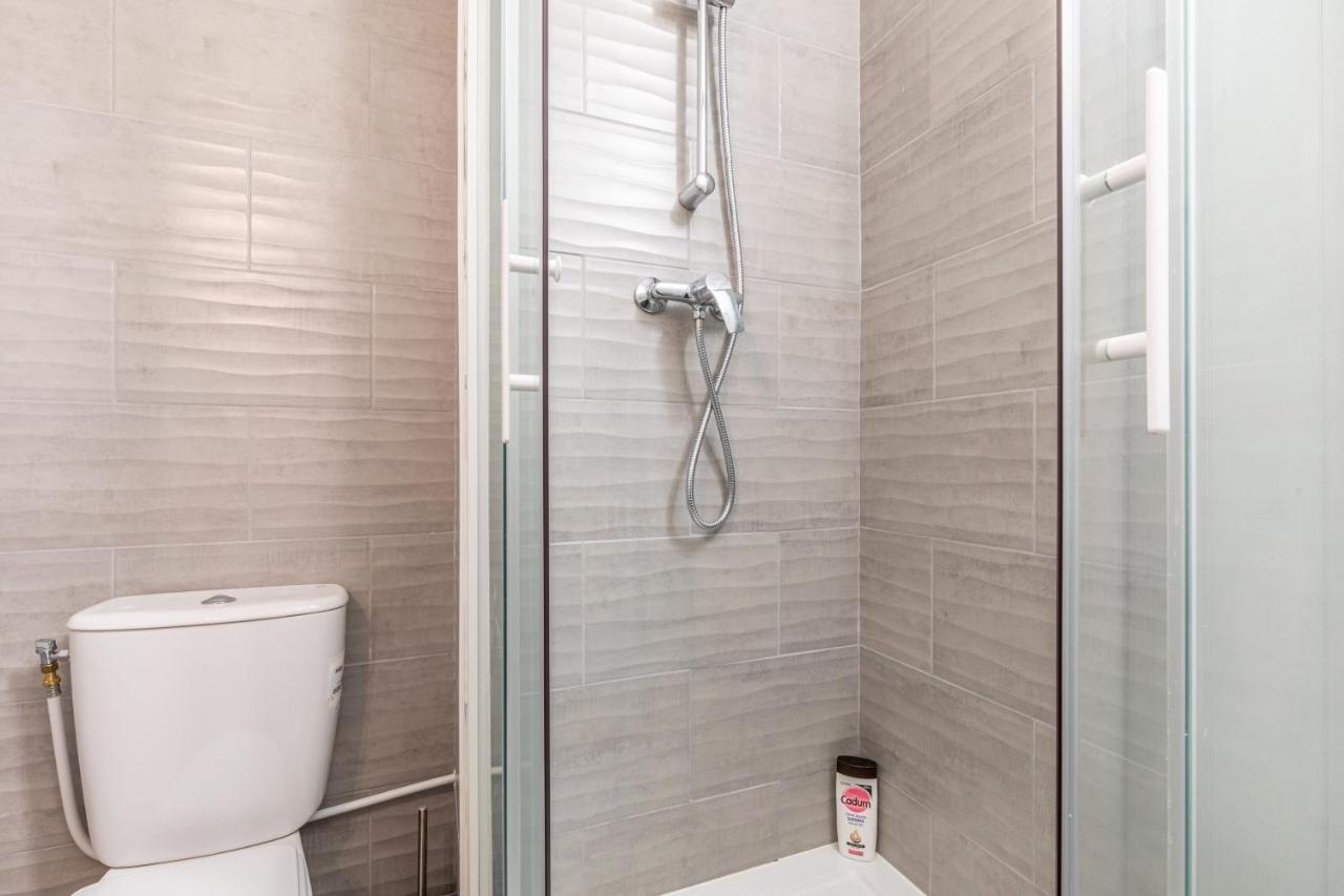 Chic Apart With Parking Apartment Mantes-la-Jolie Ngoại thất bức ảnh